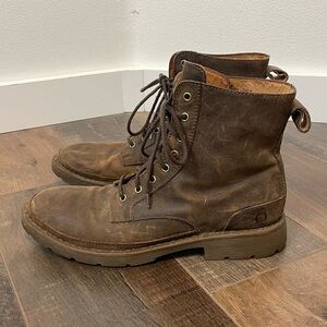 Born Brown Distressed Leather Chukka Boots Rubber Lug Sole H44623 Men’s 9